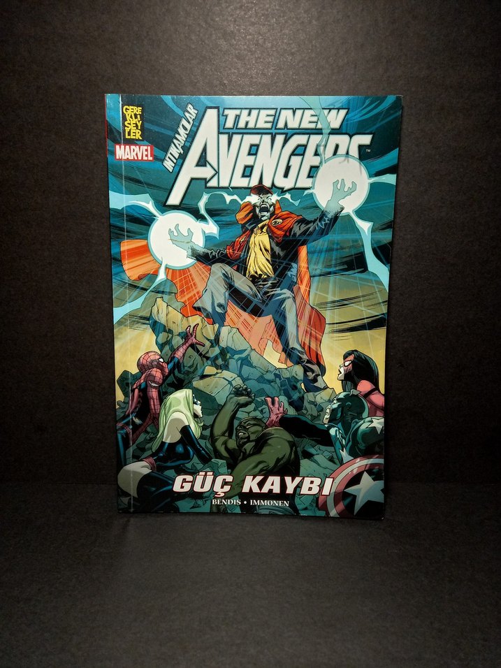 The New Avengers Cilt 12 - Güç Kaybı