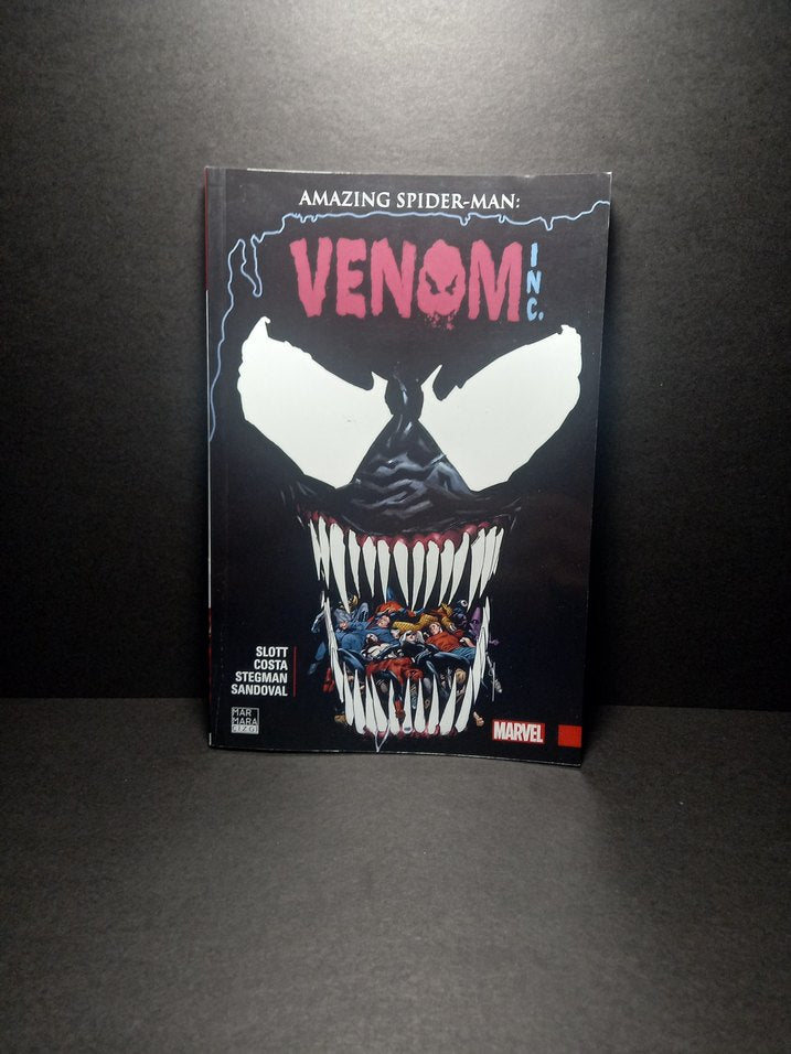 Venom - Cilt 1-2-3 ve Spider-Man Venom INC.